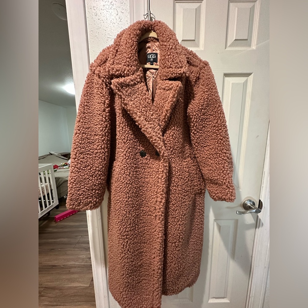 UGG Women's Gertrude Firewood Pink Teddy Coat L